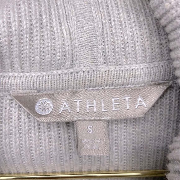 Athleta Light Grey Rest Day Hoodie Sweater Sz small great blend!  LIKE NEW! - Picture 6 of 9